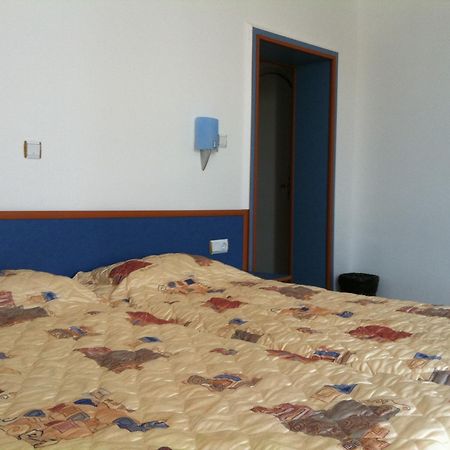 Rusalka Holiday Village Kamen Bryag Bilik gambar