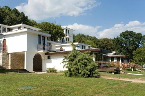 Rusalka Holiday Village Kamen Bryag Luaran gambar